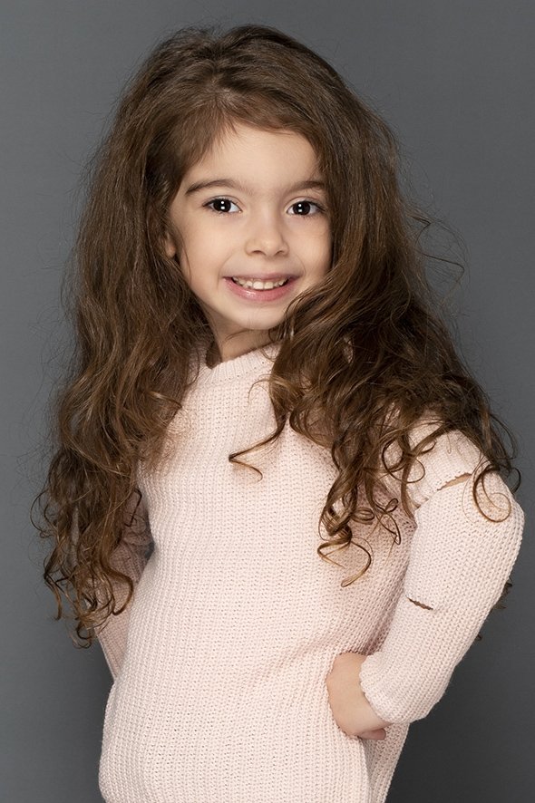 Tuğçe Talu's picture in the cast
