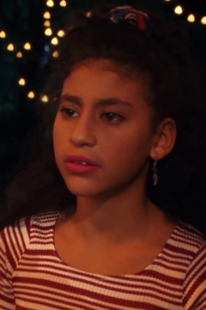 Marta Correa's picture in the cast