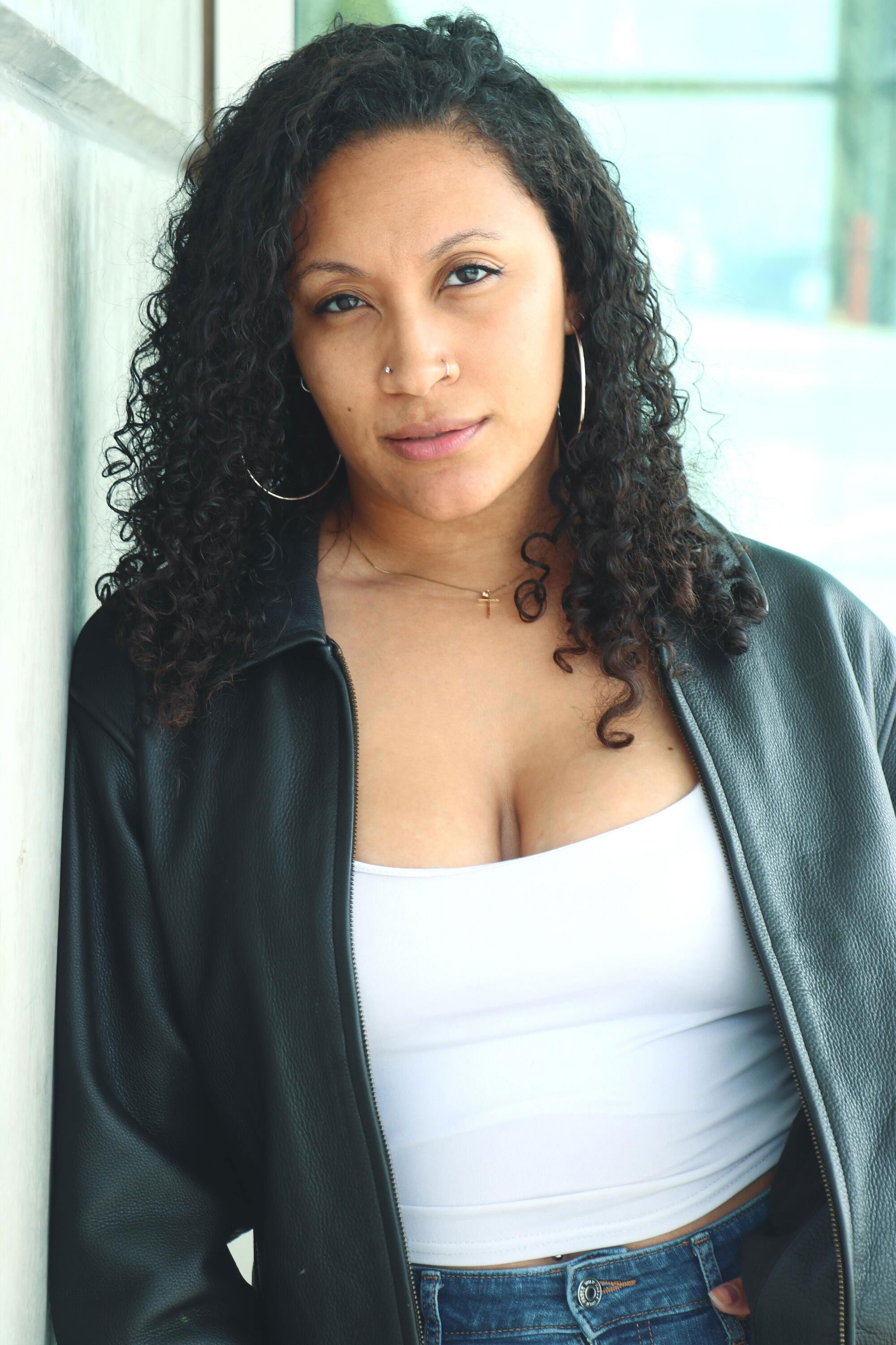 et billede af Azhalyn Nichelle