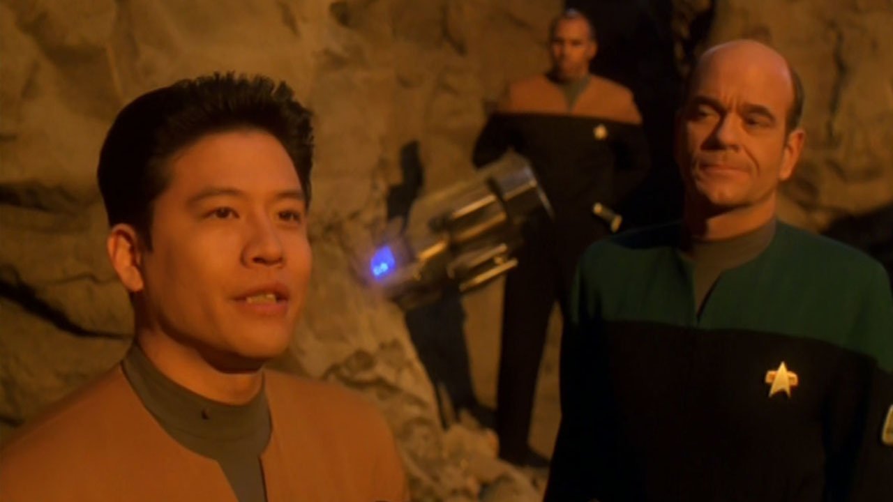 Star Trek : Voyager 5x24
