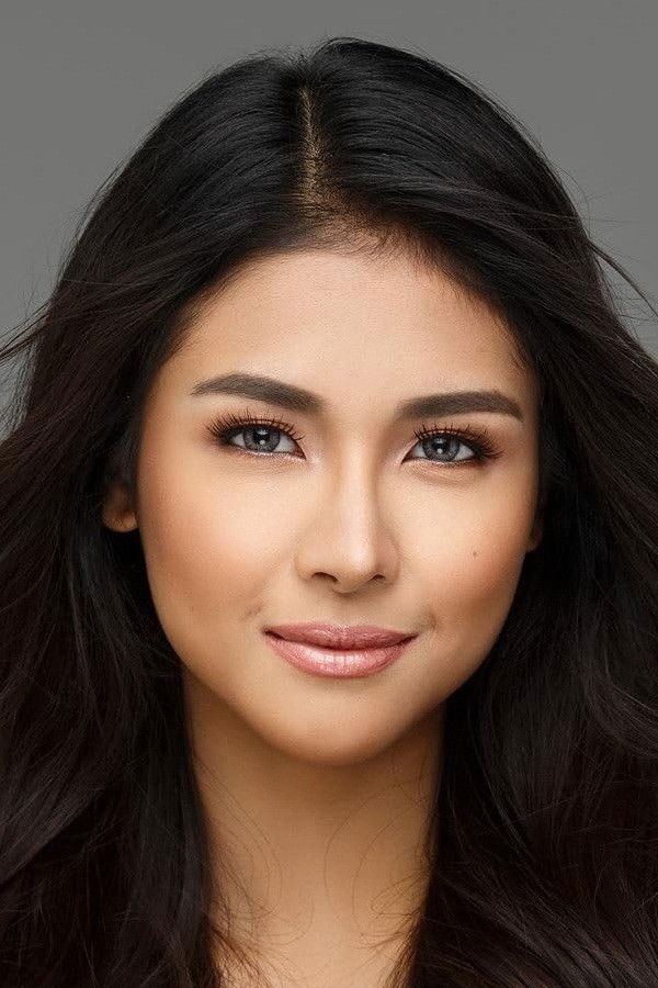 et billede af Sanya Lopez