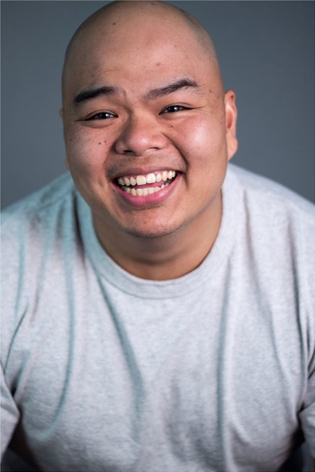 et billede af Dennis Vichidvongsa