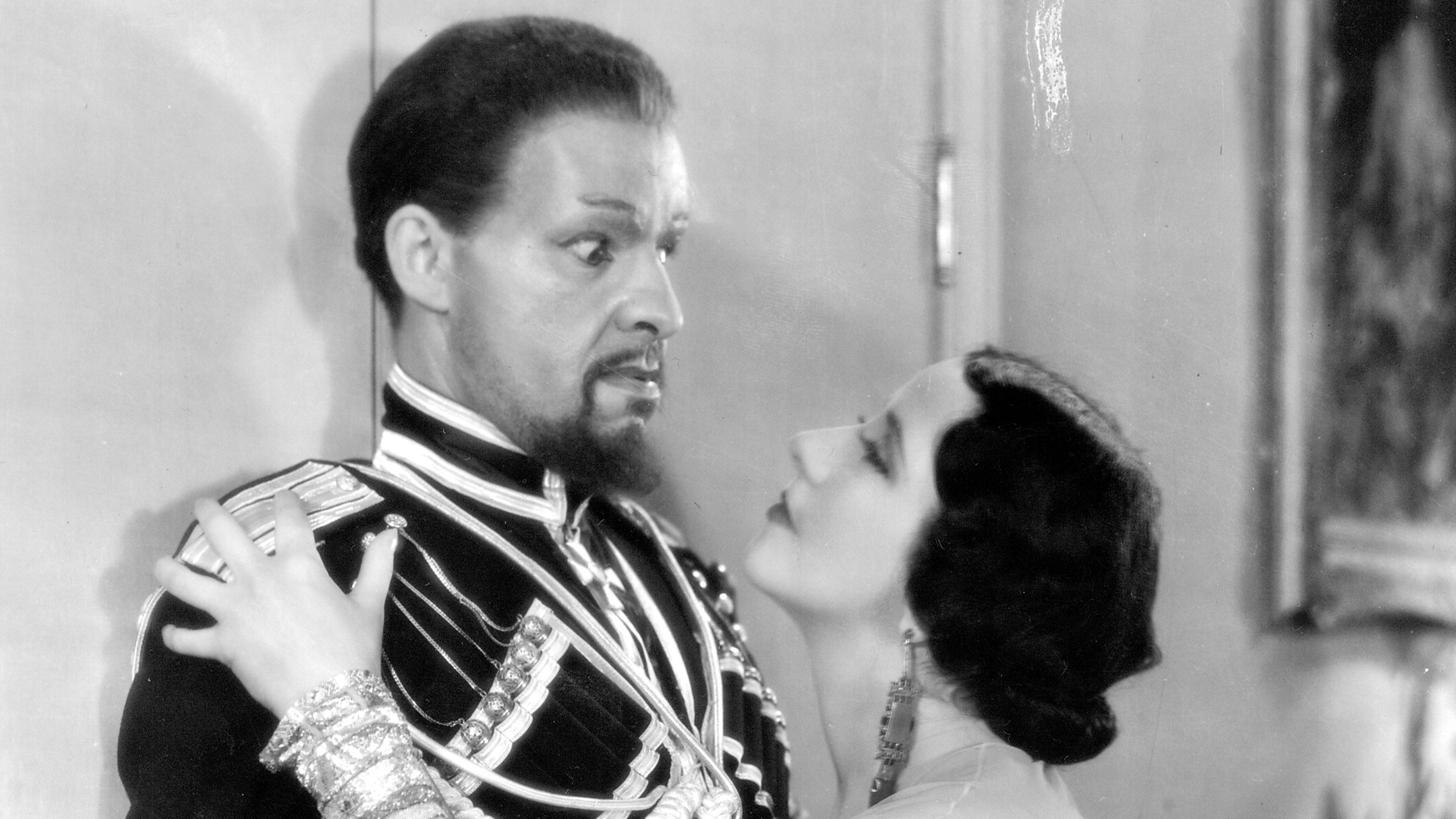 The Guardsman (1931)