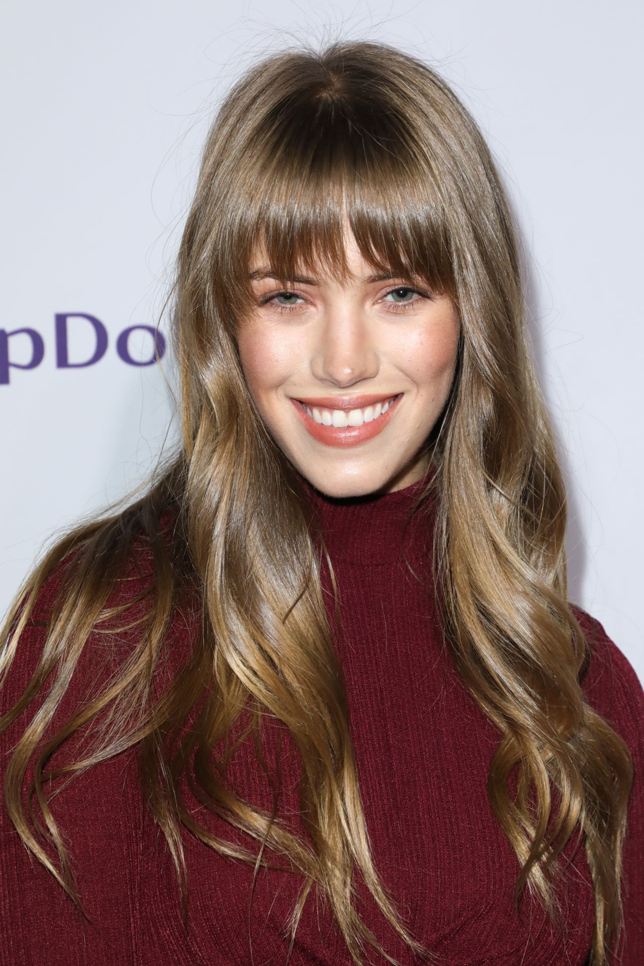 et billede af Rachel Faulkner