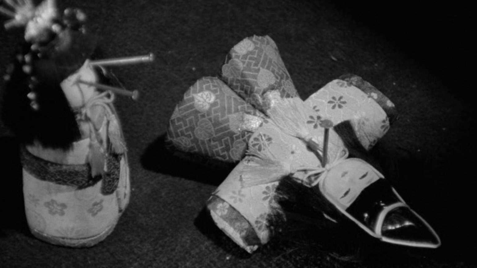 Funeral Parade of Roses