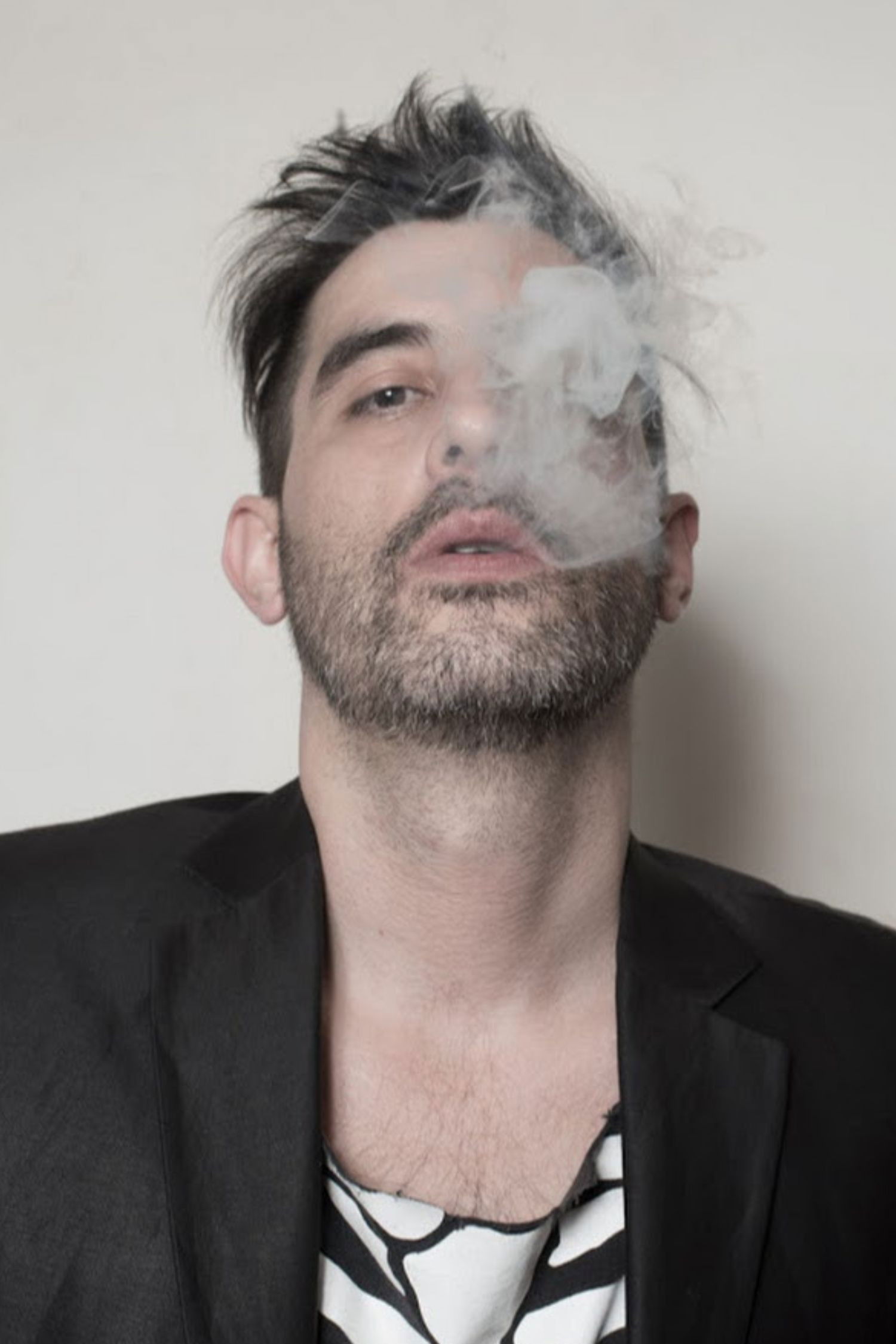 et billede af Guillermo Aquino