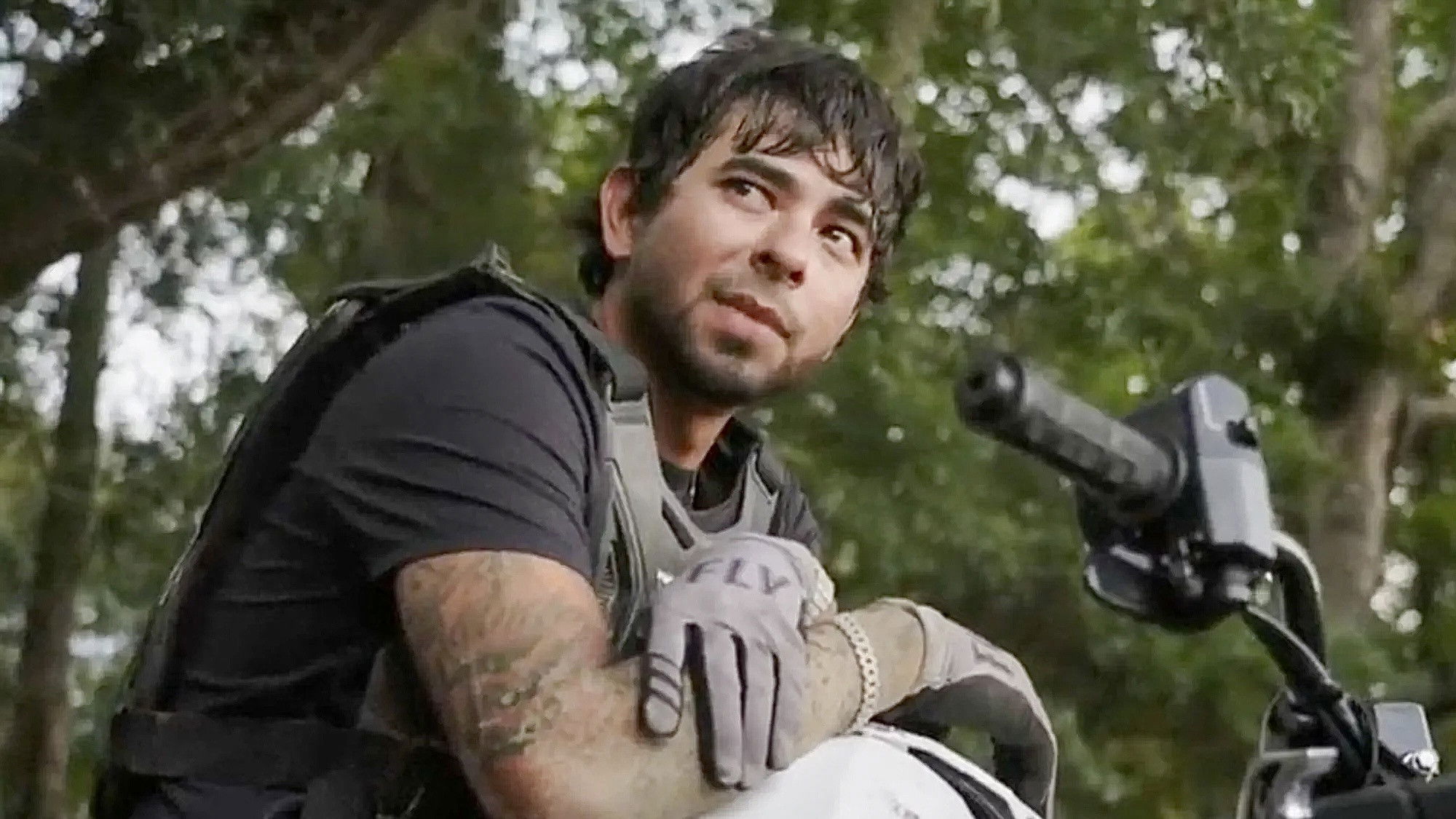 Mud Madness S02E01 backdrop