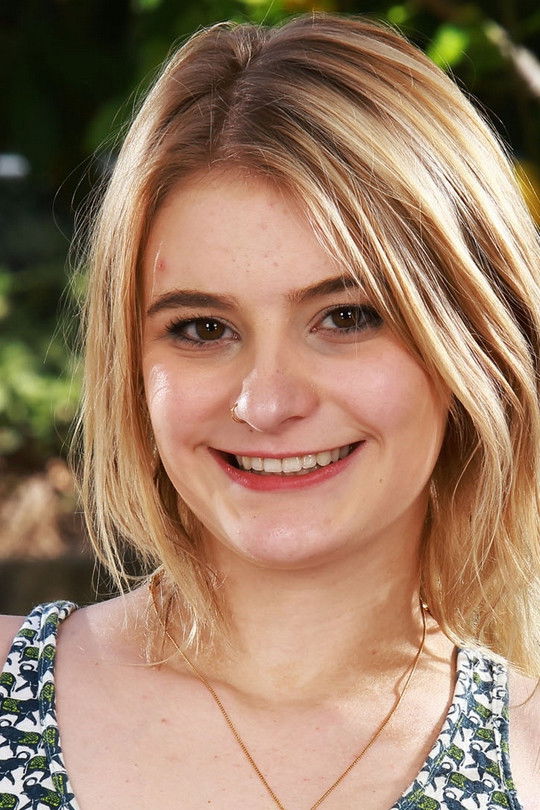 et billede af Stephanie Gwen