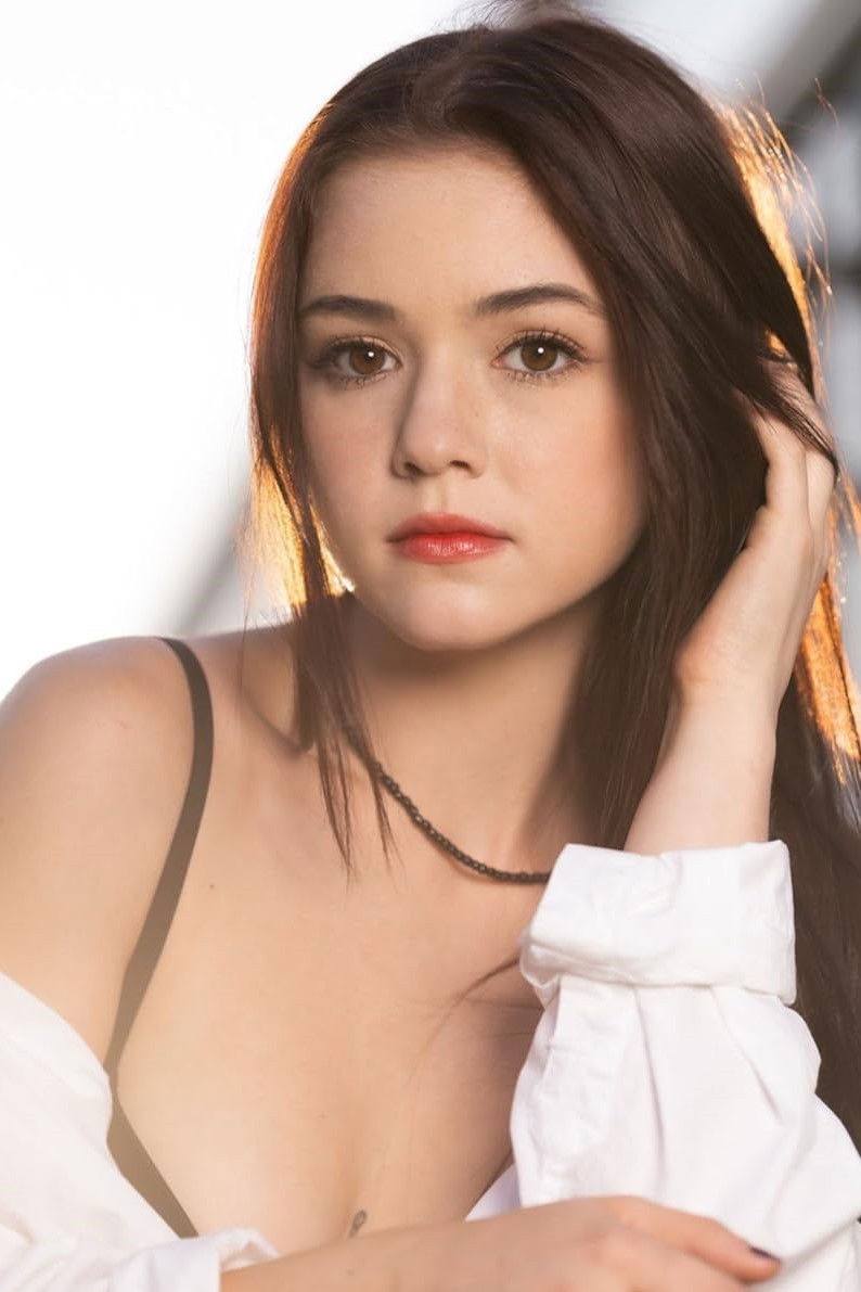 et billede af Cailin Peluso