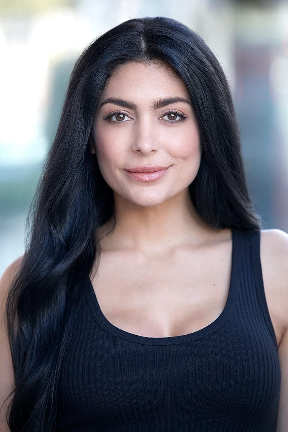 Vanessa Lyon's picture in the cast