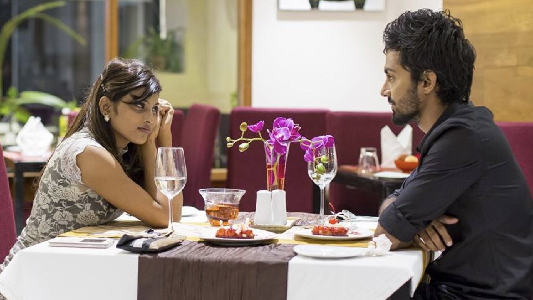 Emme Fahu Vindhaa Jehendhen (2015)