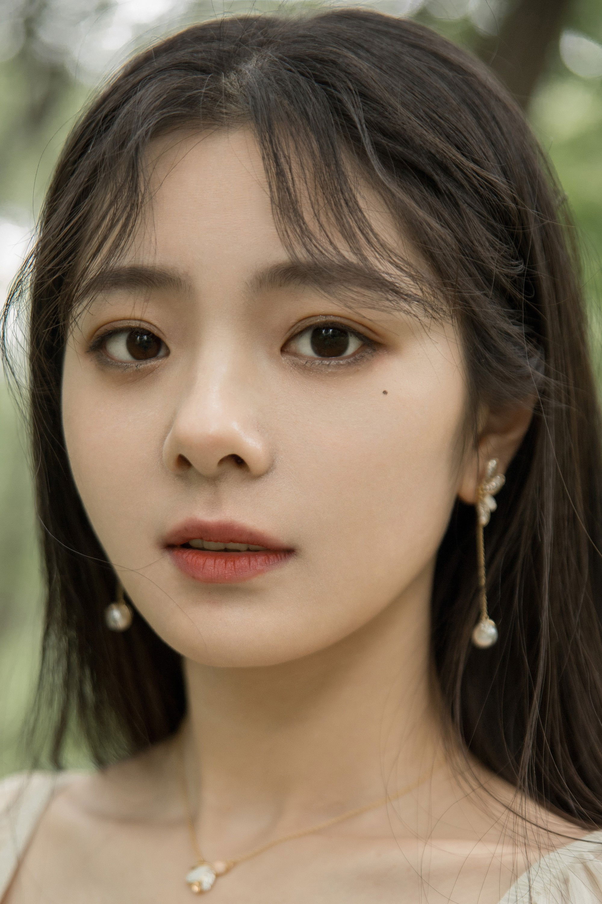 et billede af Jin Luying