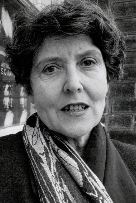 et billede af María Irene Fornés