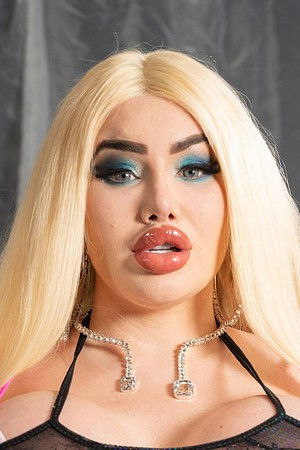 et billede af Bibi Bugatti