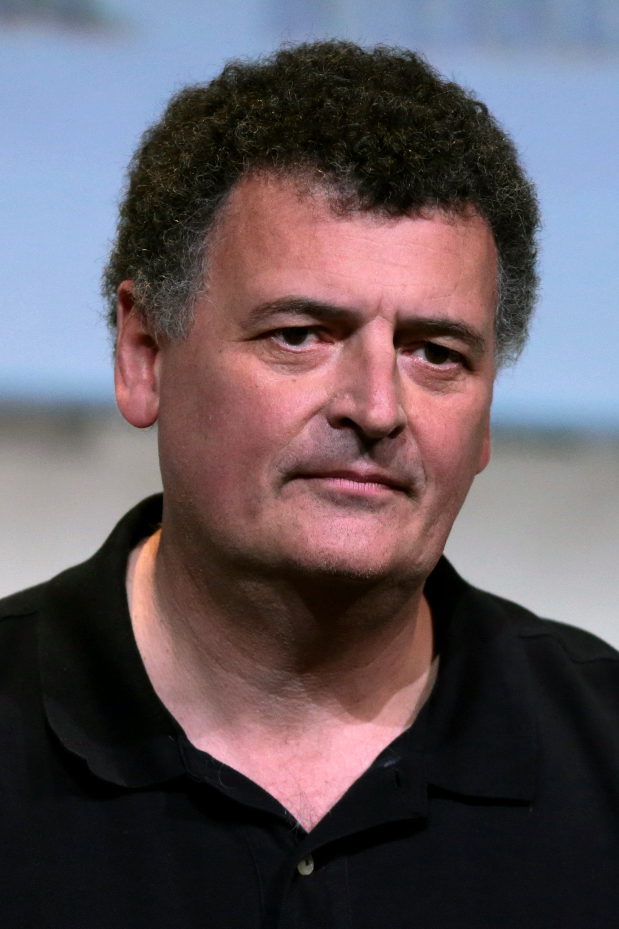 et billede af Steven Moffat