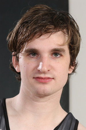 et billede af Adam Rhodes