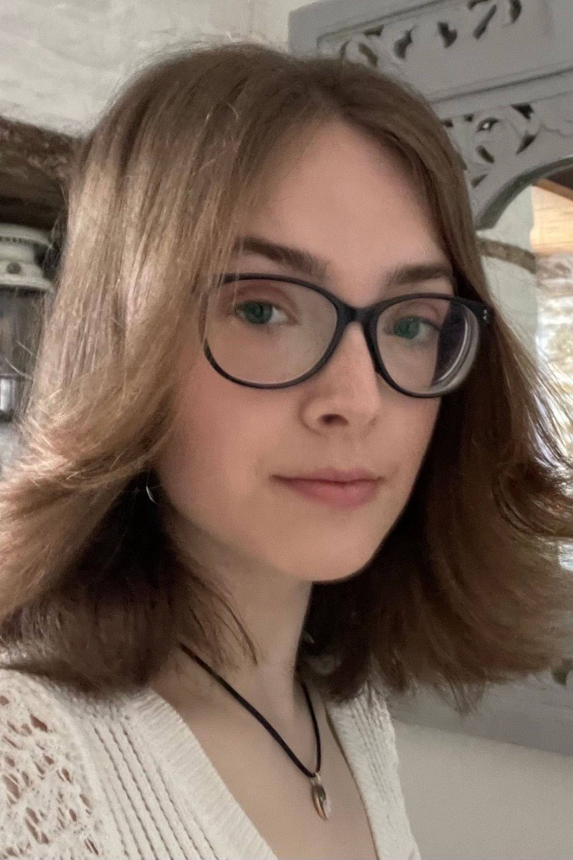 Sienna Fellows's picture in the cast
