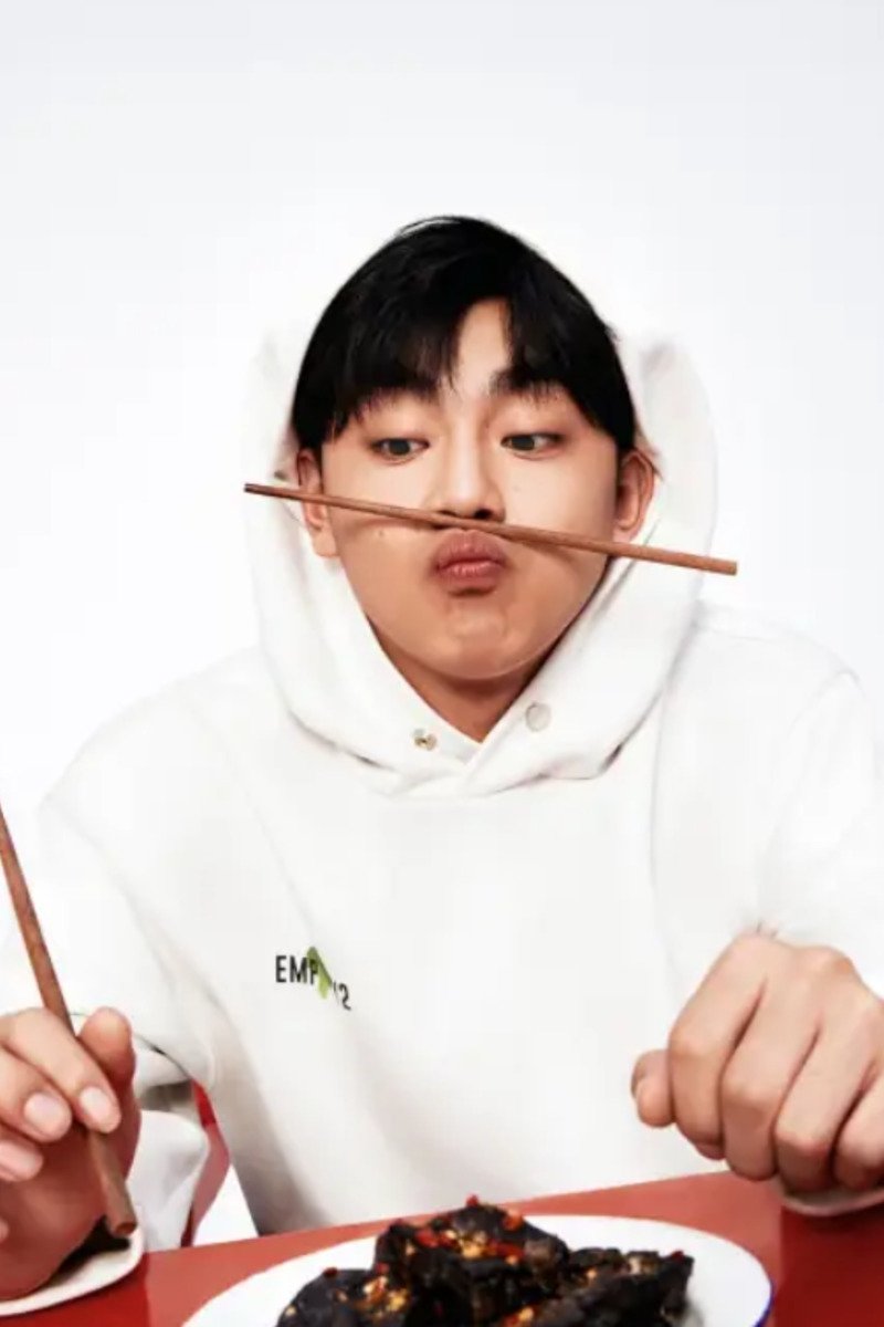 et billede af Zhou Siyu