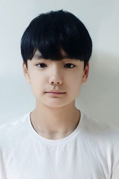 et billede af Jo Yong jin