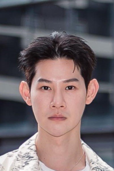 Sia Ho-xi's picture in the cast