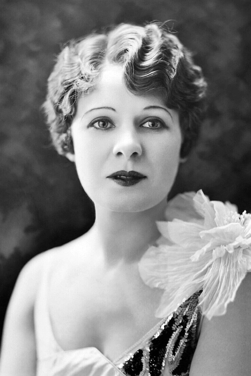 et billede af Margaret Irving