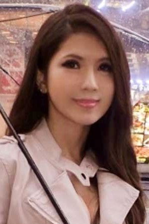 et billede af Reina Sawamura