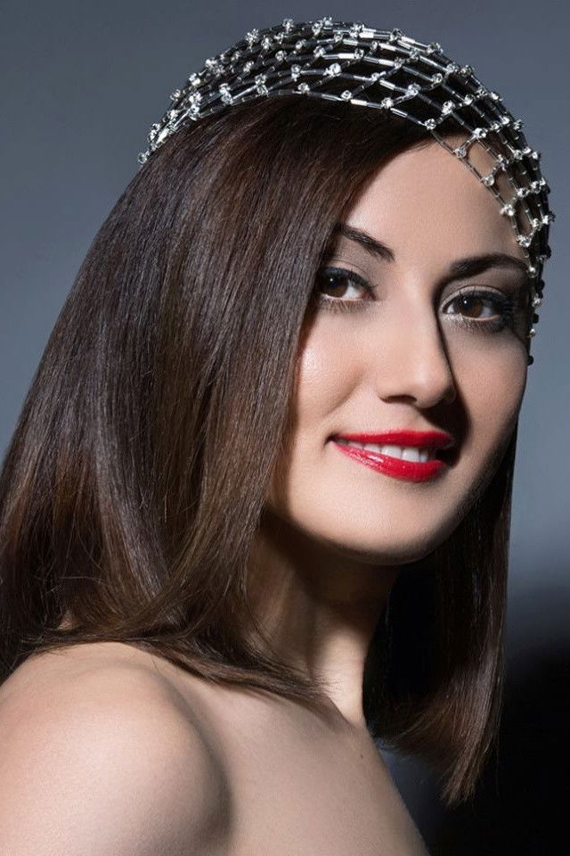 et billede af Konul Arifqizi