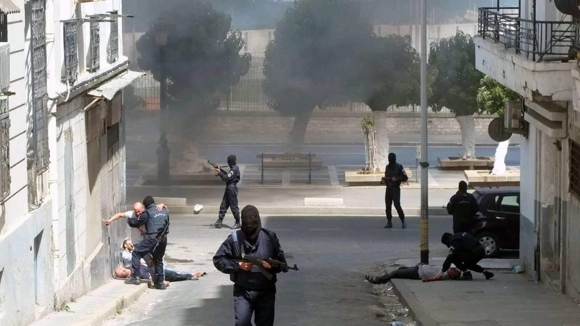 Algérie 1988-2000 : Autopsie d'une tragédie (2005)