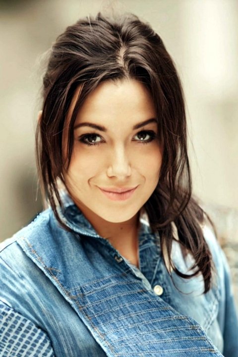 et billede af Angie Russo