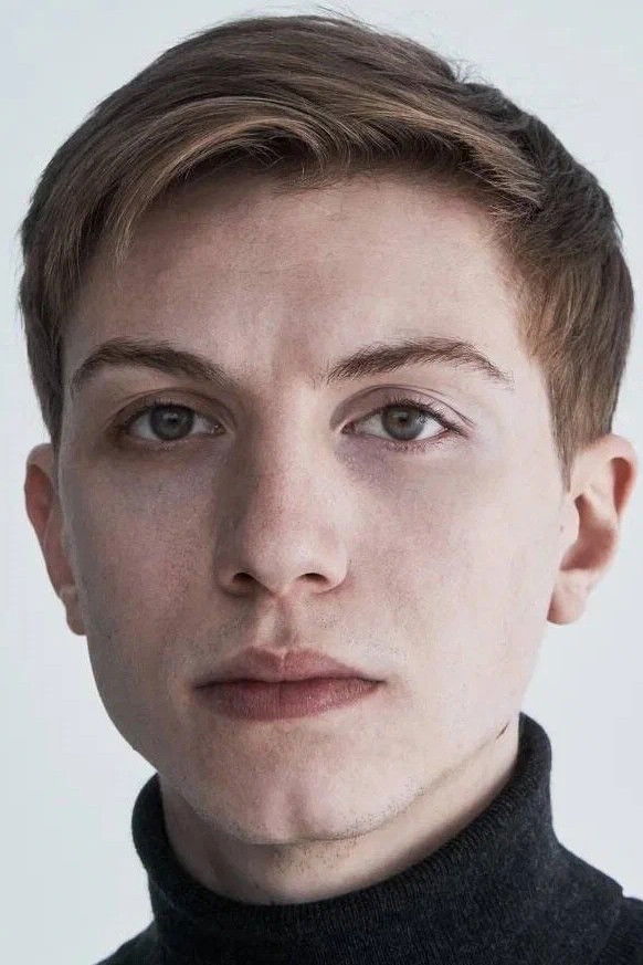 et billede af Mikhail Ushurelu