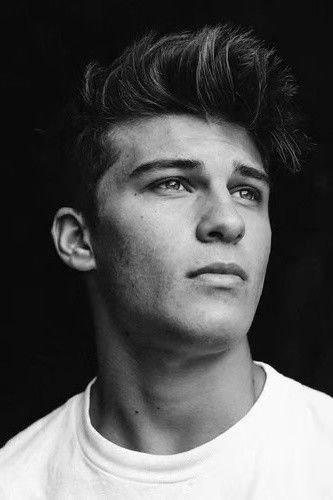 et billede af Sean Cavaliere