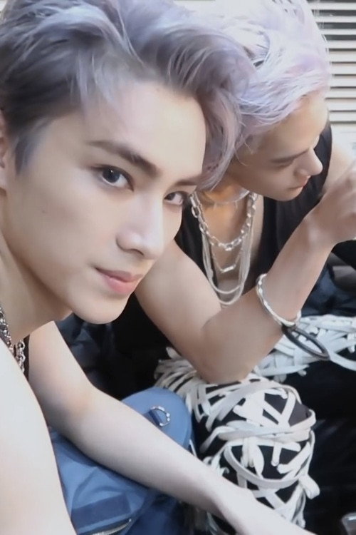 Pov: You and Xiaojun are in a relationship but he secretly knows you ...