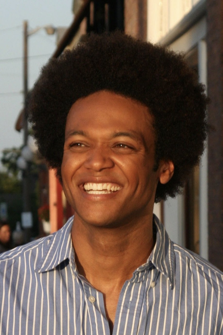 et billede af Ernest James