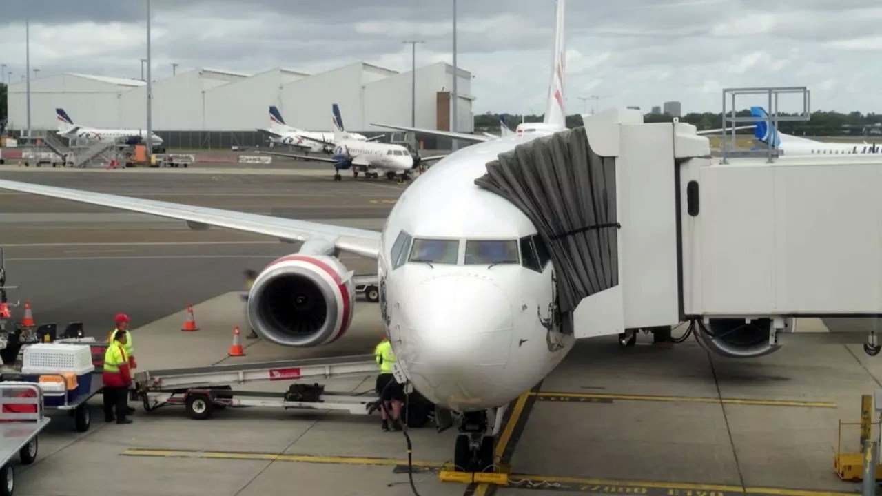 Inside Sydney Airport S1E2 backdrop