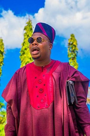 et billede af Debo Adedayo