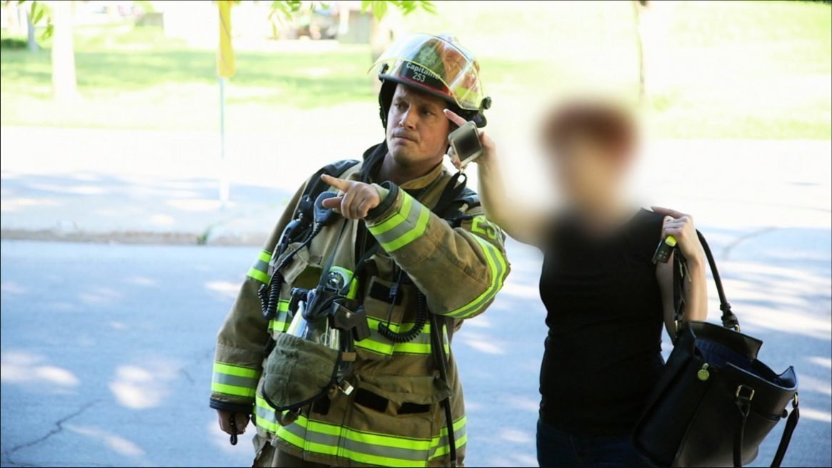 911