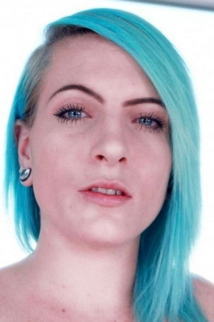 et billede af Fallon Love