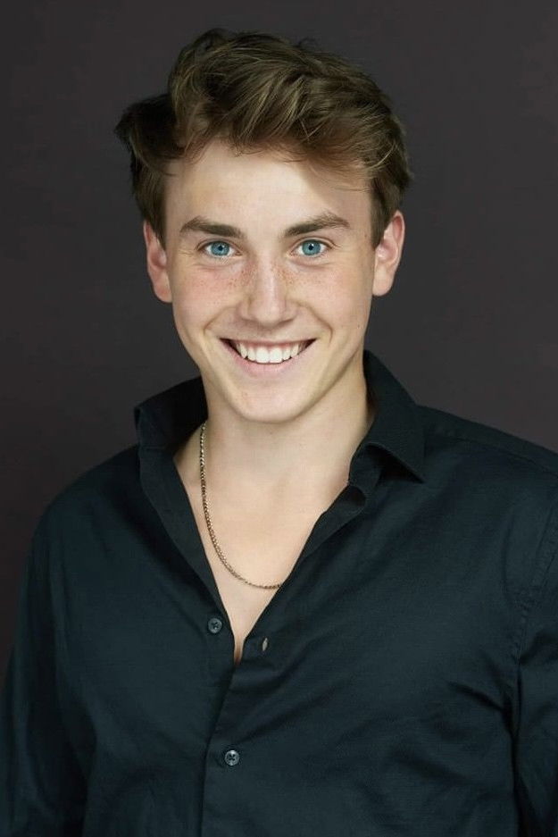 et billede af Noah Aronstein