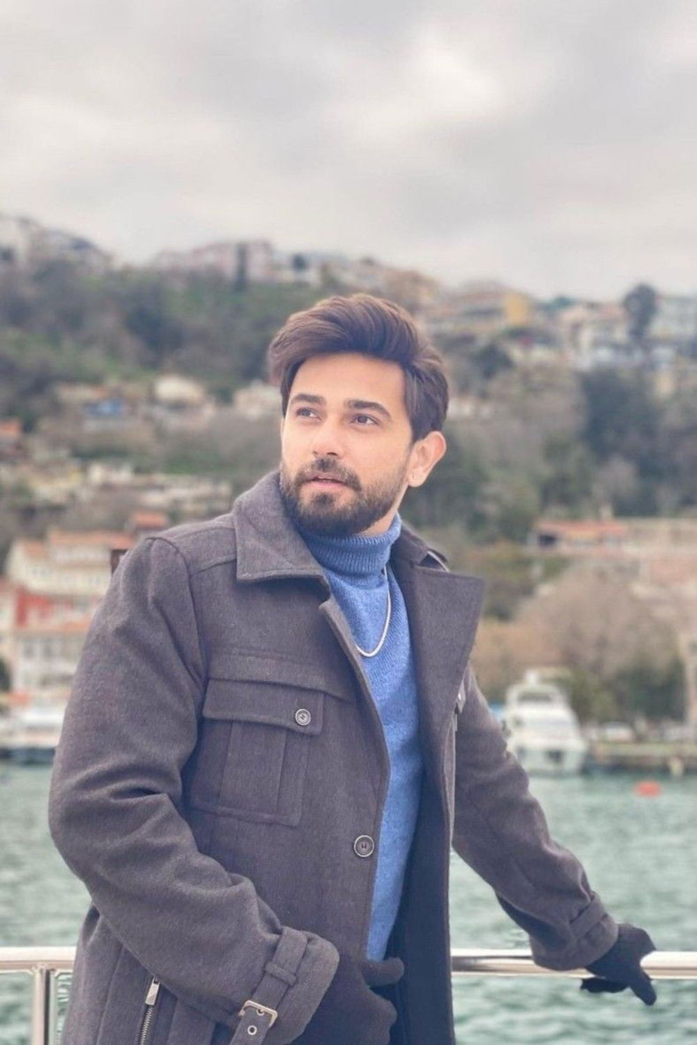 et billede af Ali Ansari