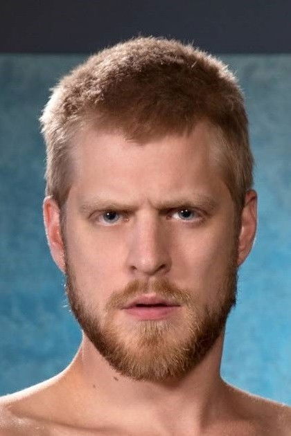 et billede af Logan Stevens