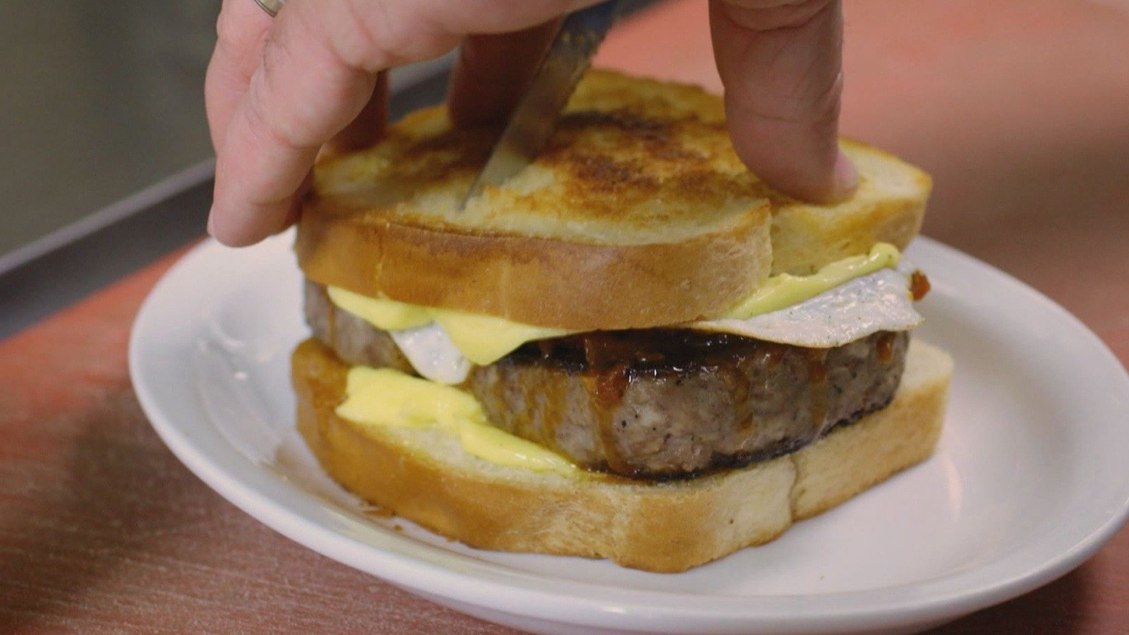 Big Food Bucket List S02E05 backdrop