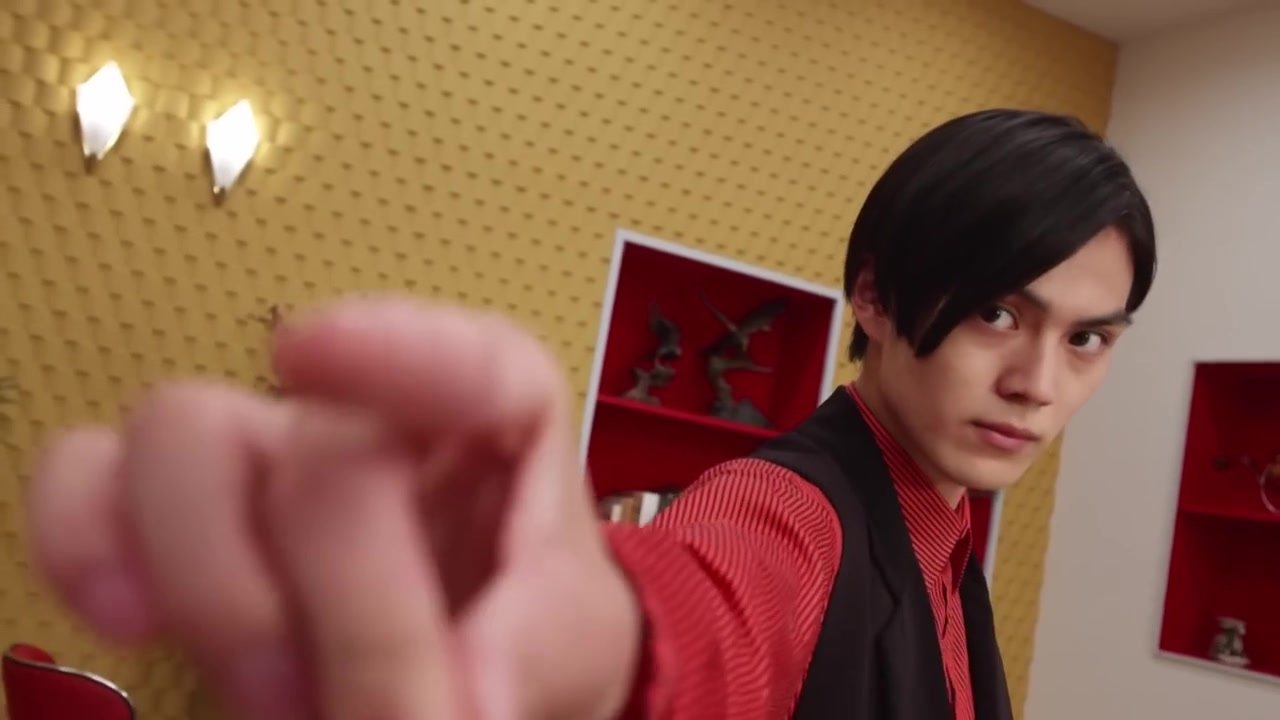 Kamen Raidā Gītsu: Henshin Kōza (2022)