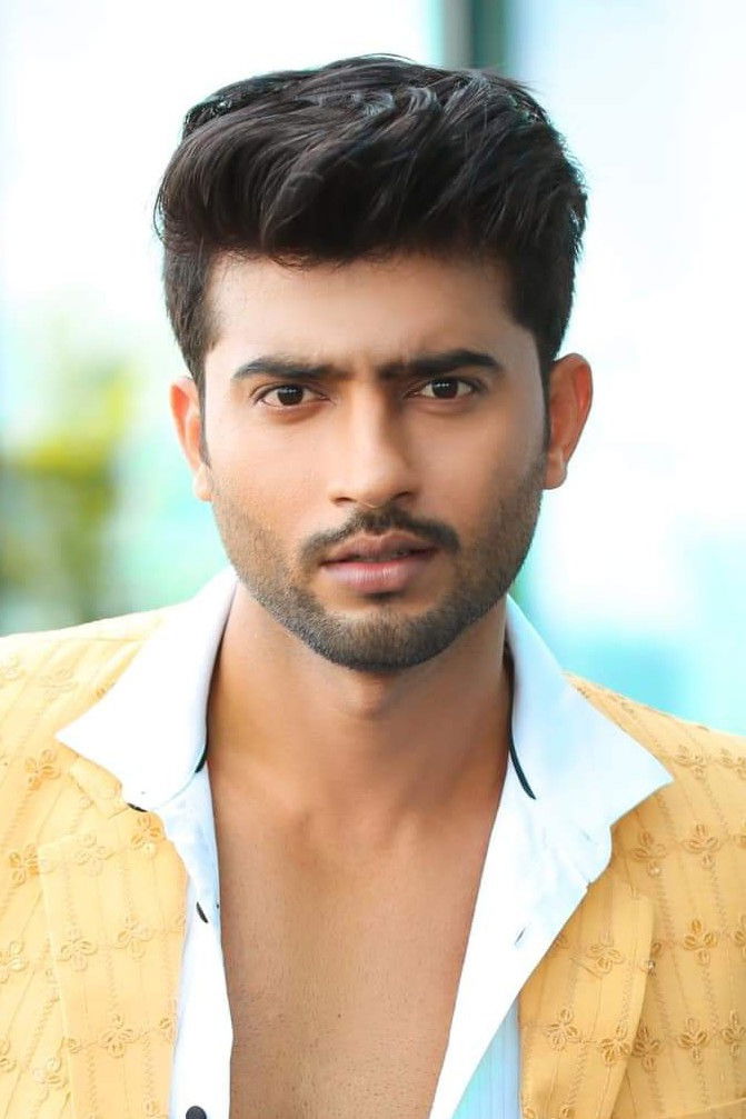 et billede af Ravi Shaw