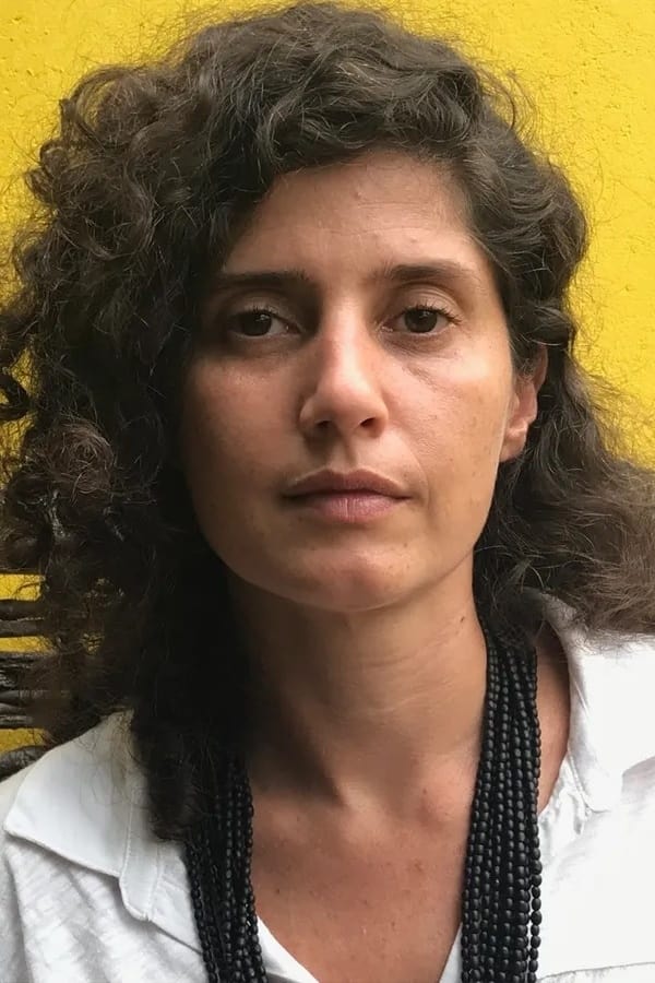 Gabriela Carneiro da Cunha's picture in the cast