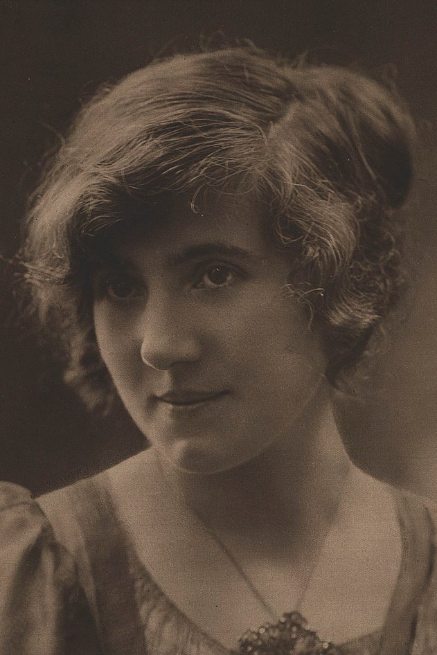 et billede af Louise Lara