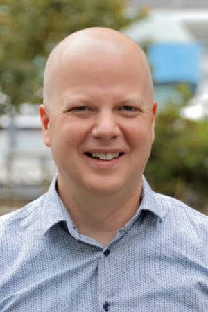 et billede af Nathan Hall