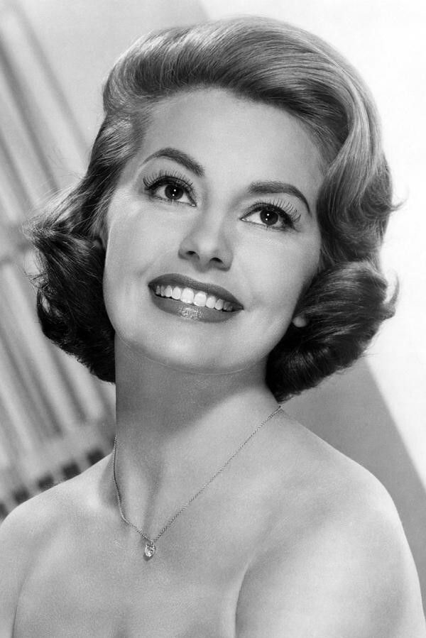 et billede af Cyd Charisse