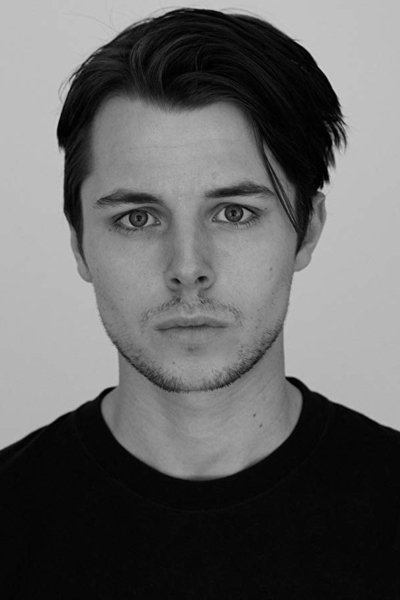 et billede af Max Fowler