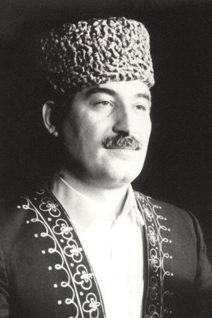 et billede af Adalat Vazirov