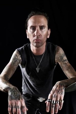 et billede af Shannon Larkin